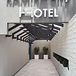 Ramira - Adult Only אלאניה